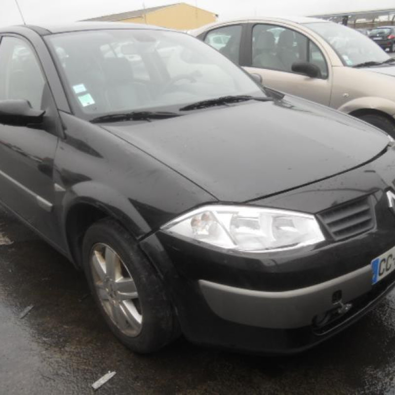 Pare choc arriere RENAULT MEGANE 2 Photo n°4