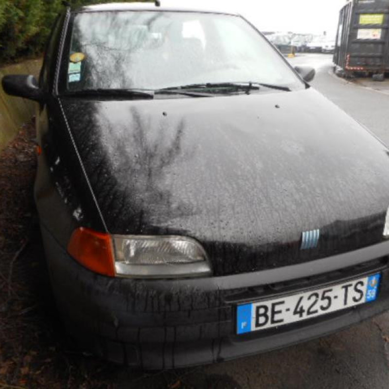 Custode arriere droit FIAT PUNTO 1 Photo n°2