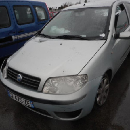 Custode arriere gauche FIAT PUNTO 2 Photo n°1