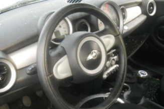 Poignee interieur avant droit MINI MINI 2 R56