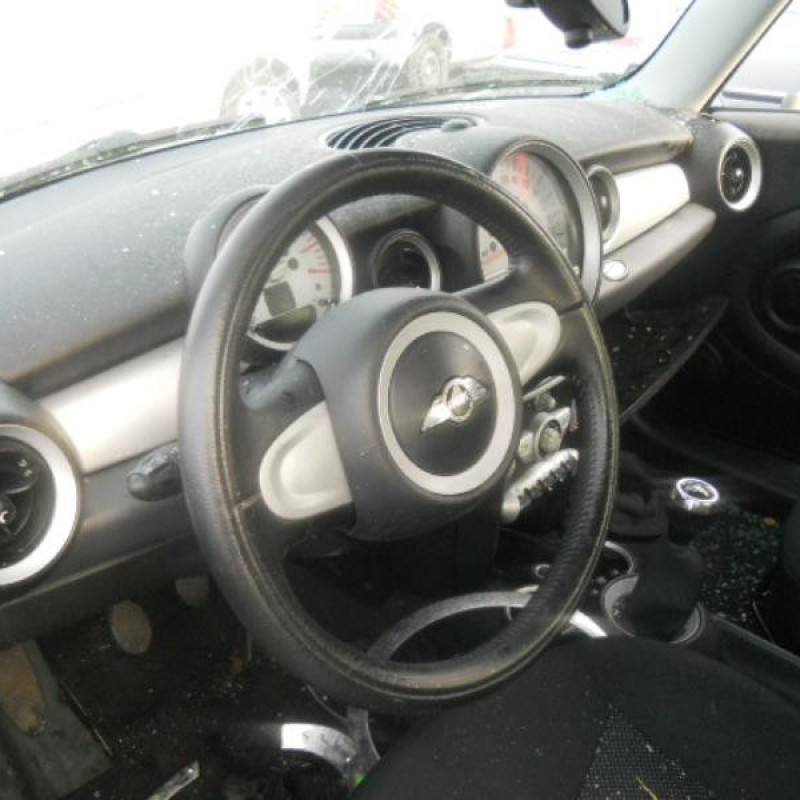 Poignee interieur avant droit MINI MINI 2 R56 Photo n°8