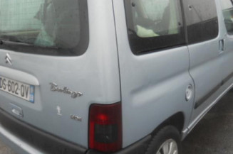 Vitre arriere droit CITROEN BERLINGO 1