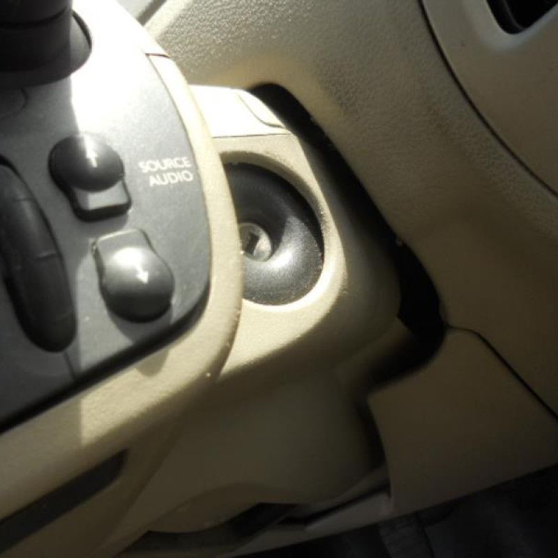 Poignee interieur avant droit RENAULT GRAND MODUS Photo n°12