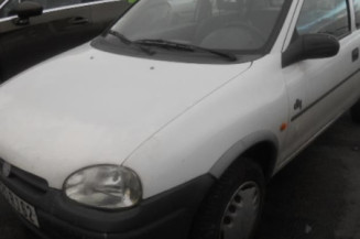 Pare choc arriere OPEL CORSA B