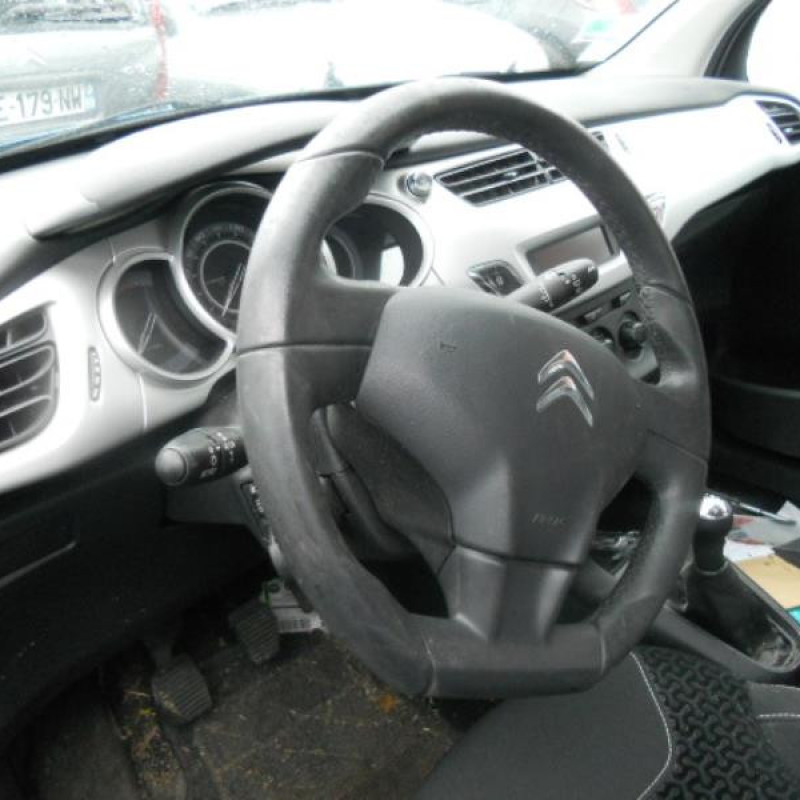 Poignee interieur arriere gauche CITROEN C3 2 Photo n°10