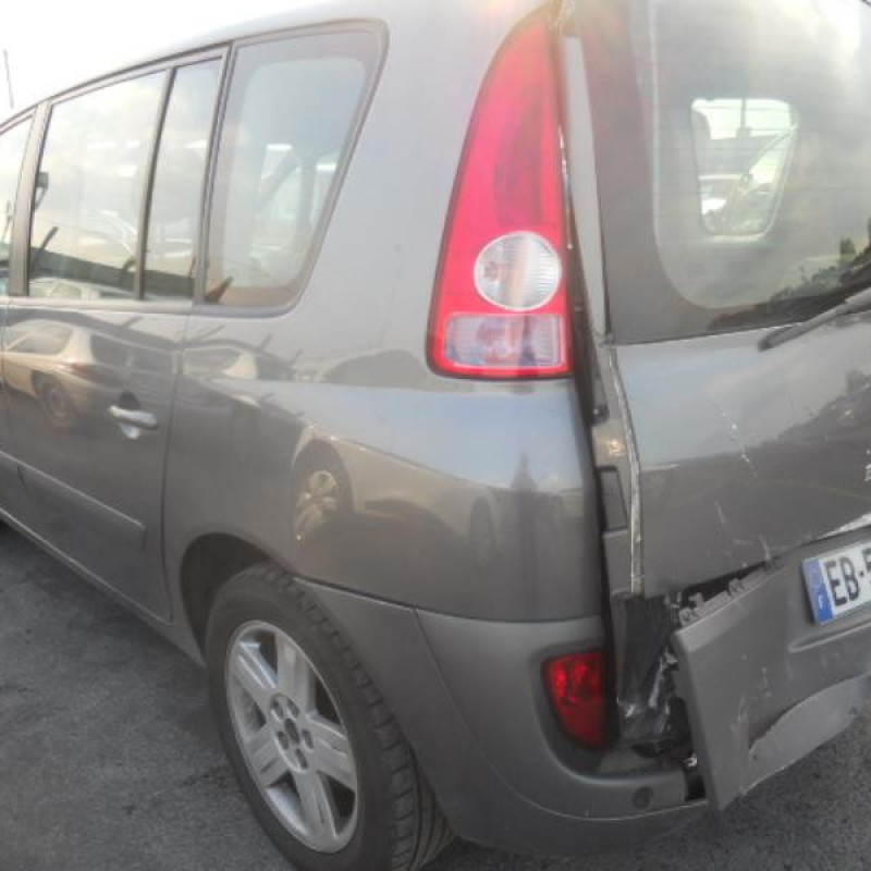 Anti brouillard arriere gauche RENAULT ESPACE 4 Photo n°7