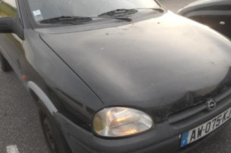 Pare choc arriere OPEL CORSA B