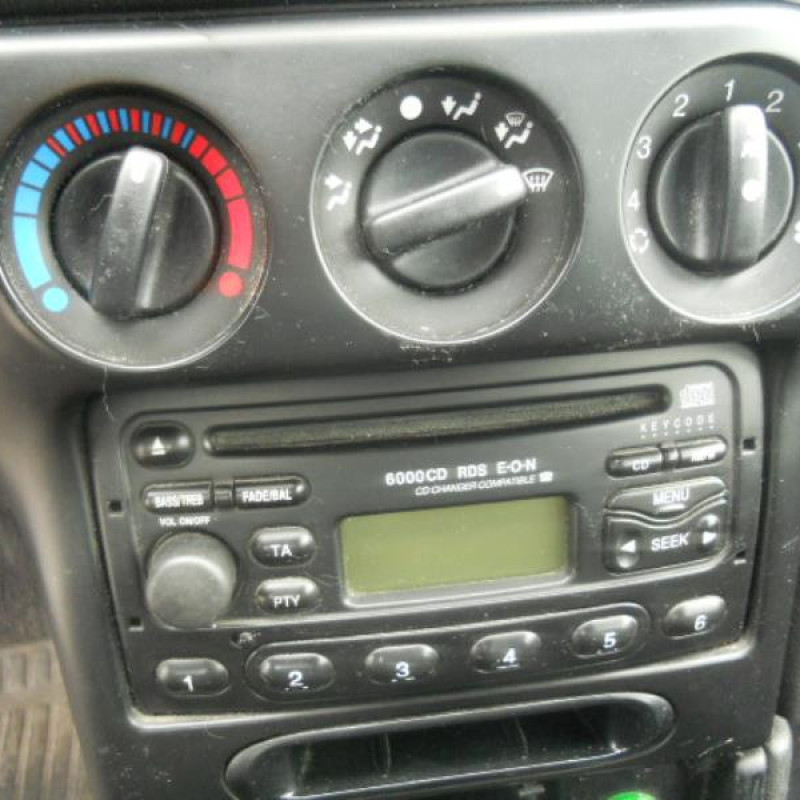 Horloge FORD MONDEO 1 Photo n°9