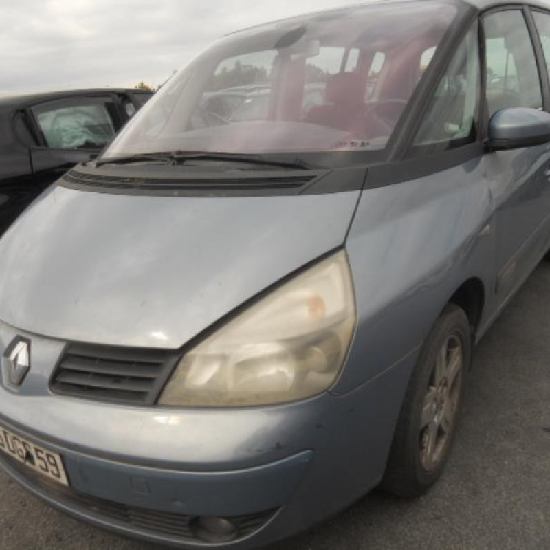 Anti brouillard arriere gauche RENAULT ESPACE 4 Photo n°3