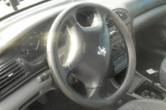 Leve vitre mecanique arriere droit PEUGEOT 406