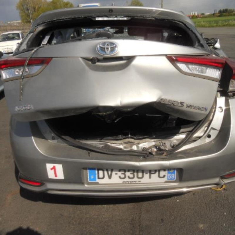 Poignee porte avant gauche TOYOTA AURIS 2 Photo n°8