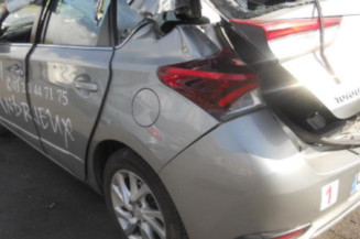 Poignee porte avant gauche TOYOTA AURIS 2