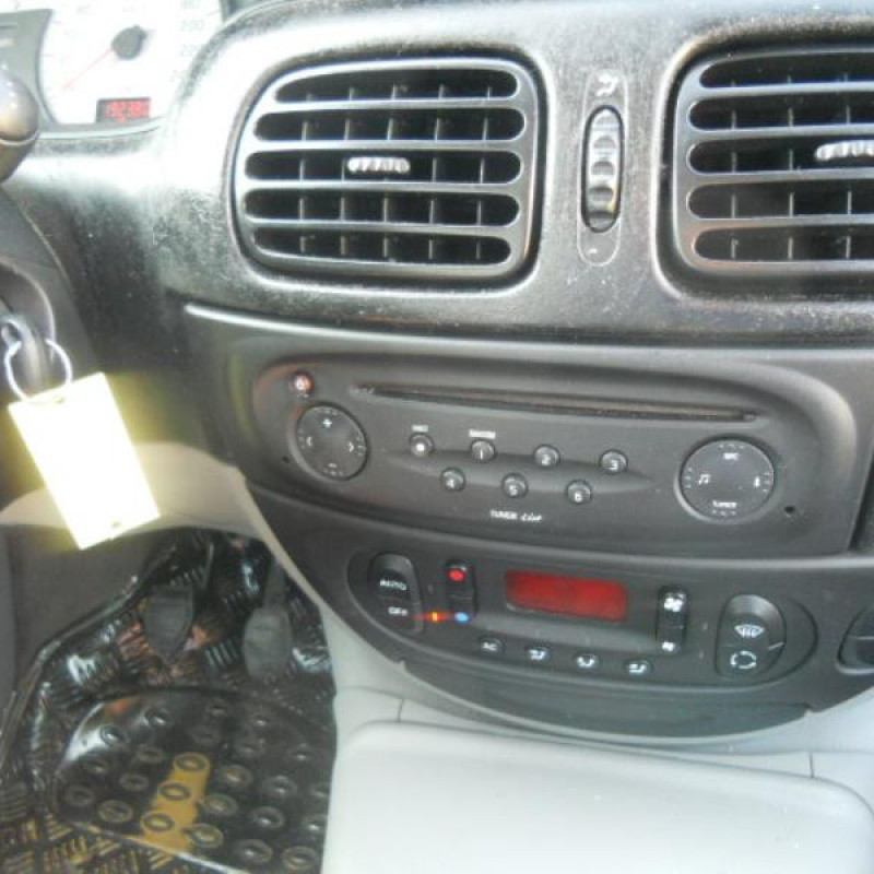 Extension d'aile arriere gauche RENAULT SCENIC 1 Photo n°7