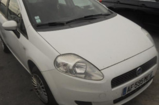 Poignee porte avant gauche FIAT GRANDE PUNTO