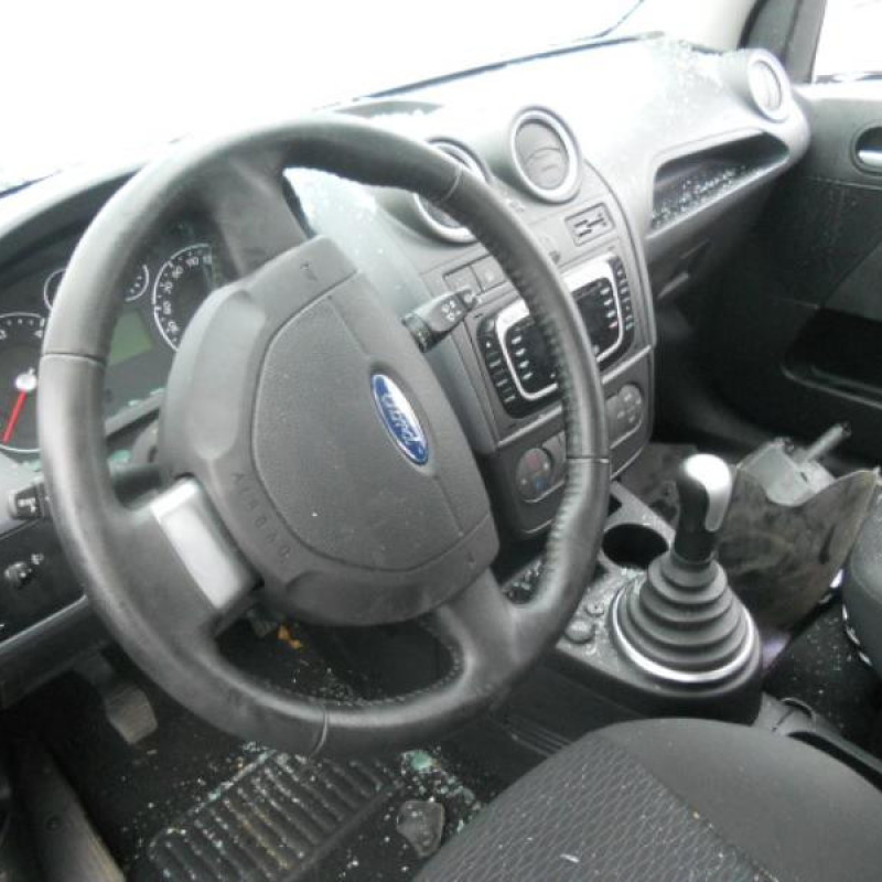 Poignee interieur avant droit FORD FIESTA 5 Photo n°9