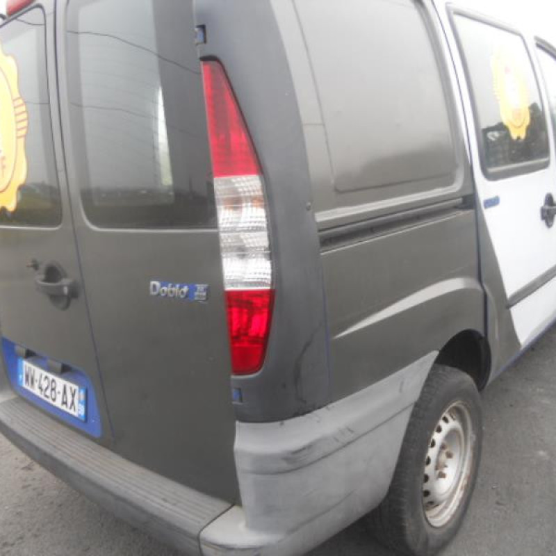 Porte de coffre gauche FIAT DOBLO 1 Photo n°4