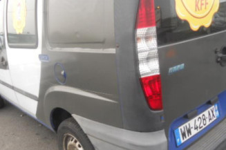 Porte de coffre gauche FIAT DOBLO 1