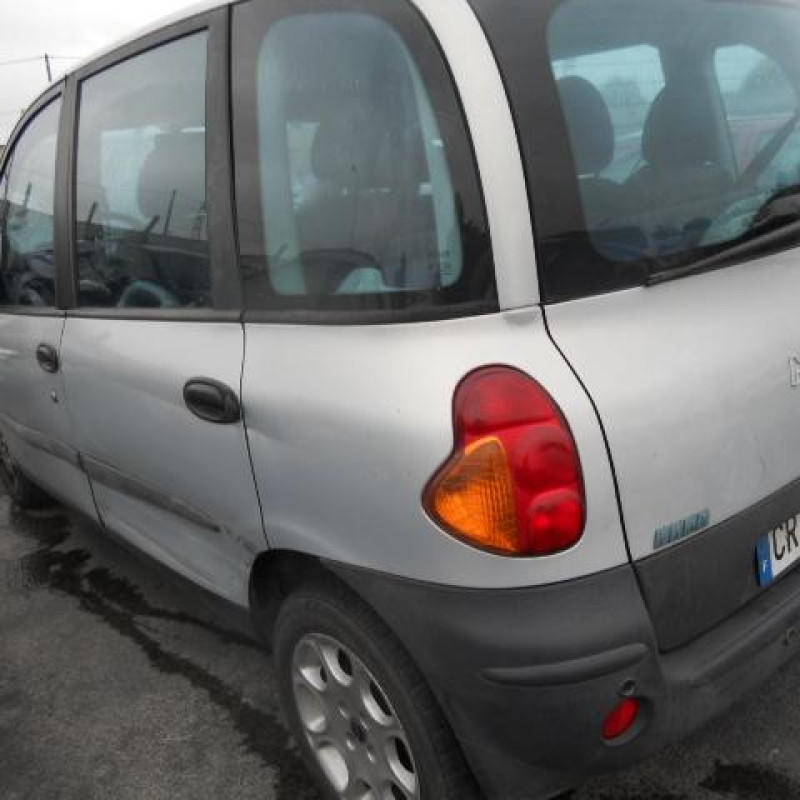 Maitre cylindre (freinage) FIAT MULTIPLA Photo n°5