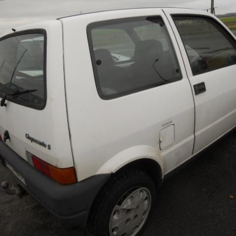 Custode arriere gauche FIAT CINQUECENTO Photo n°3