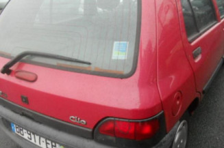 Leve vitre mecanique arriere droit RENAULT CLIO 1