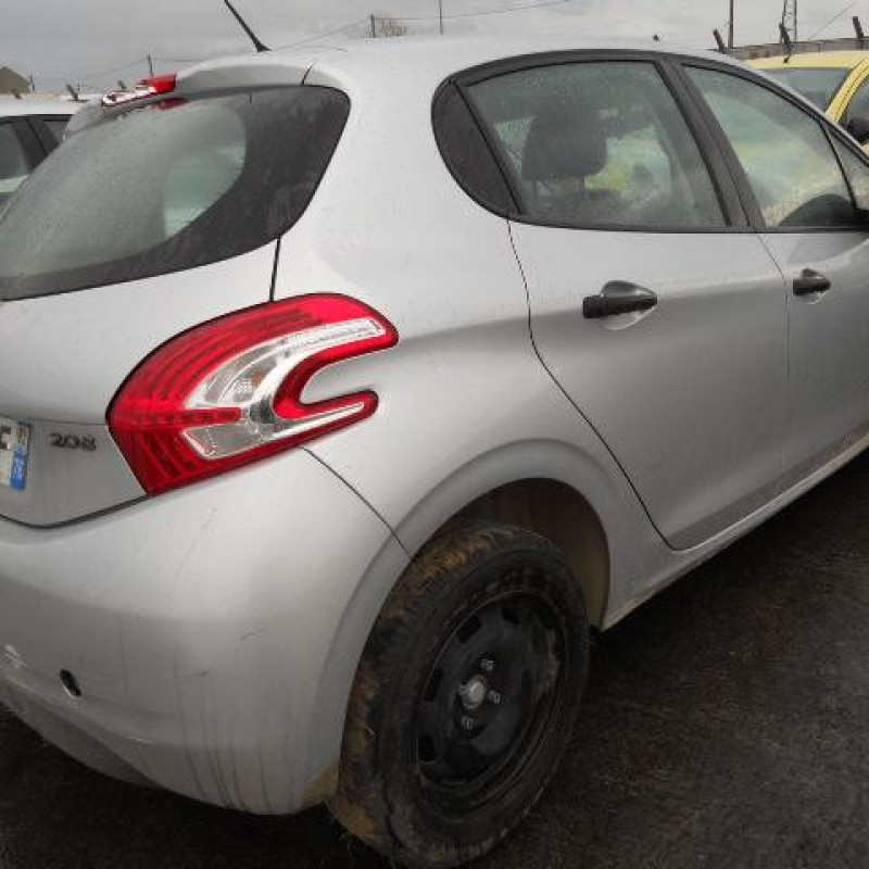 Arret de porte arriere gauche PEUGEOT 208 1 Photo n°7