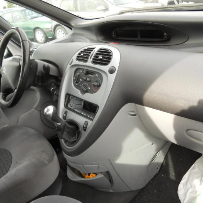 Pare choc arriere CITROEN XSARA PICASSO Photo n°6