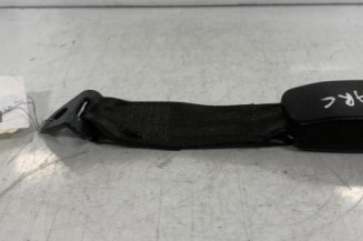 Attache ceinture arriere centrale PEUGEOT 206