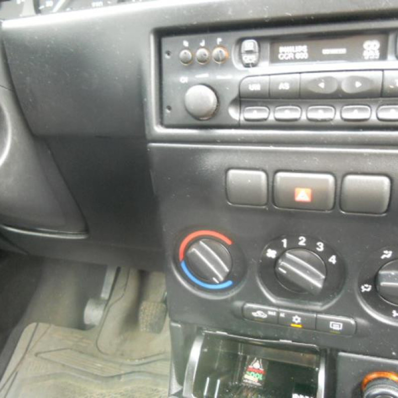 Poignee interieur arriere gauche OPEL ZAFIRA A Photo n°9