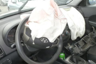 Poignee interieur avant droit HYUNDAI I 30 1