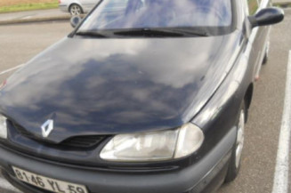 Optique avant secondaire droit (feux)(clignotant) RENAULT LAGUNA 1