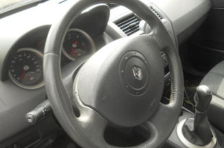 Poignee porte avant gauche RENAULT MEGANE 2