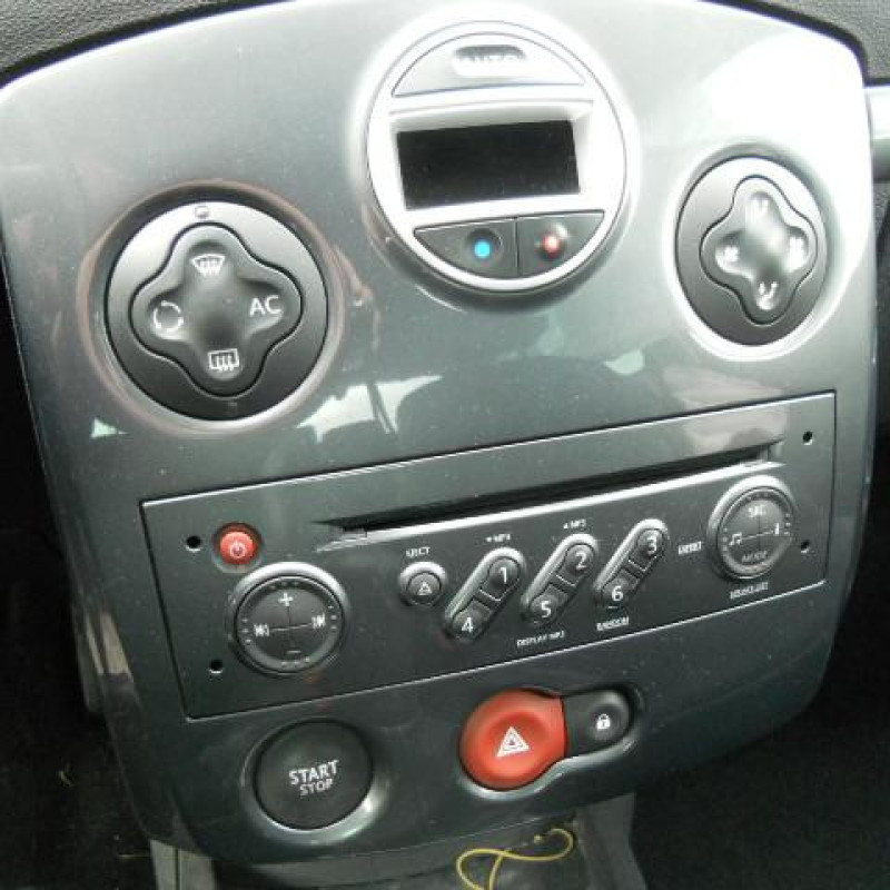 Debitmetre RENAULT CLIO 3 Photo n°11