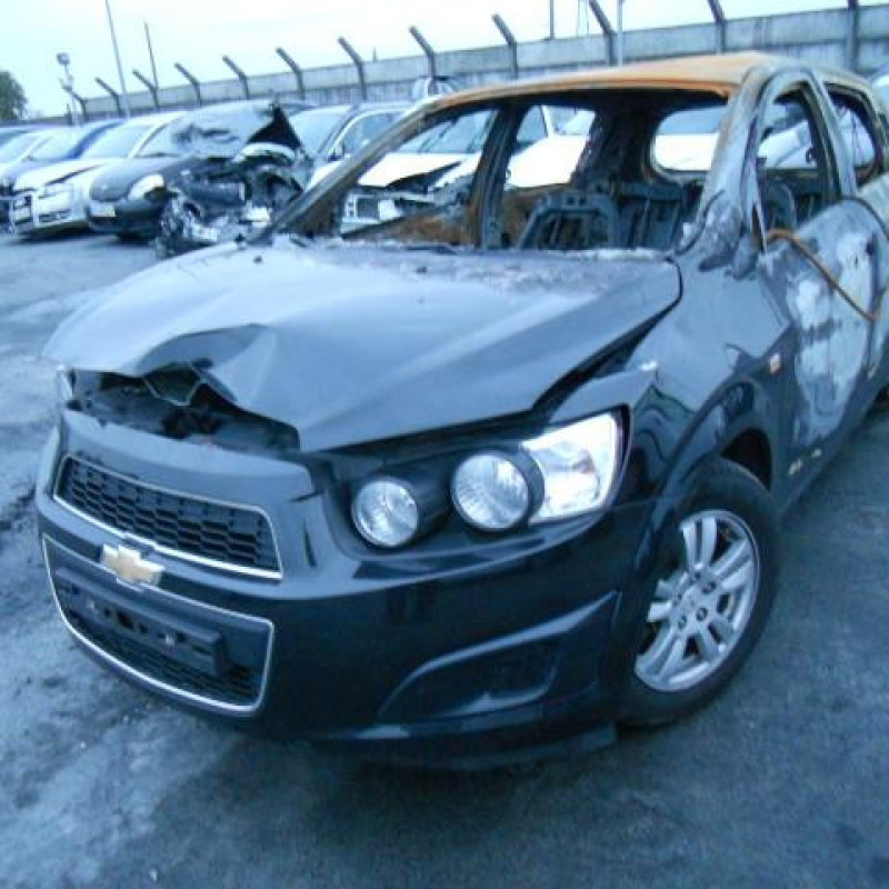 Boitier filtre a air CHEVROLET AVEO 2 Photo n°3