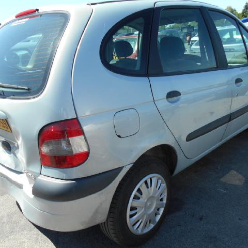 Maitre cylindre (freinage) RENAULT SCENIC 1 Photo n°4