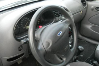 Pompe de direction FORD FIESTA 4