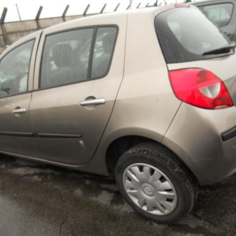 Debitmetre RENAULT CLIO 3 Photo n°7