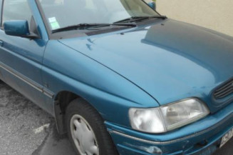 Pompe de direction FORD ESCORT 5