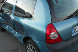 Cric (Ensemble depannage) RENAULT CLIO 2