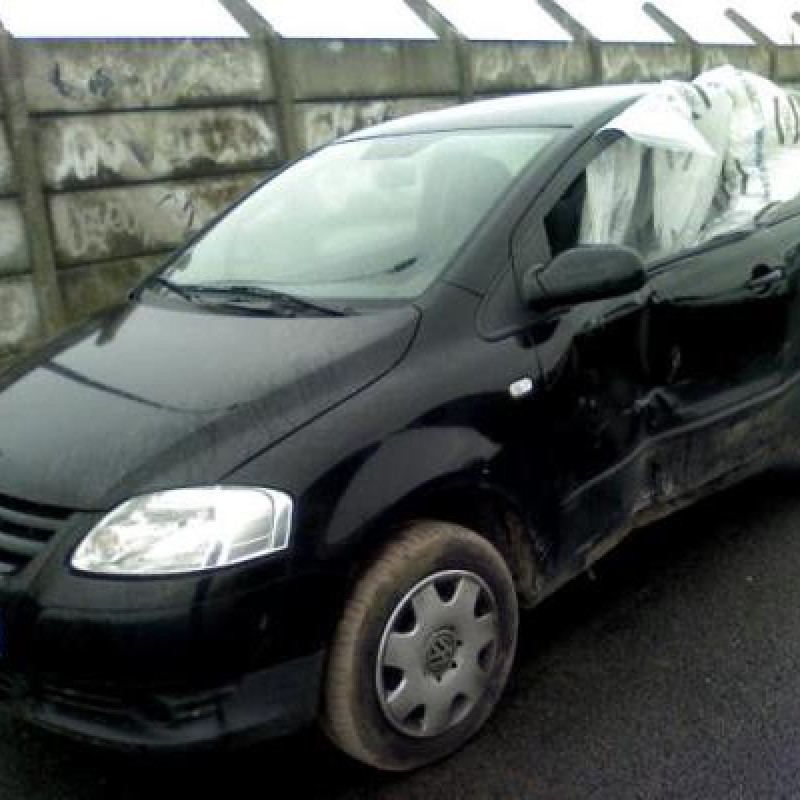 Maitre cylindre (freinage) VOLKSWAGEN FOX Photo n°3