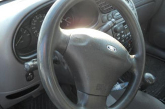 Pompe de direction FORD FIESTA 4