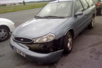 Boitier filtre a air FORD MONDEO 1