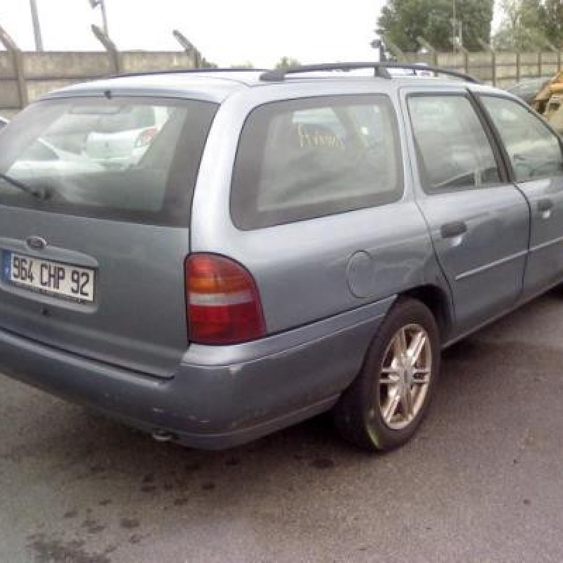 Boitier filtre a air FORD MONDEO 1 Photo n°5