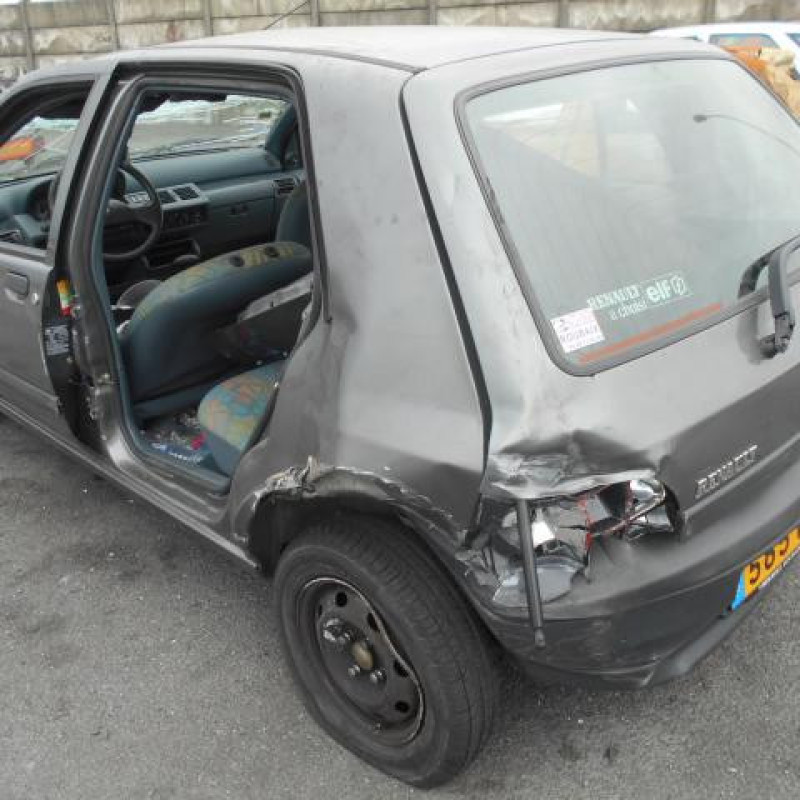 Pompe de direction RENAULT CLIO 1 Photo n°6