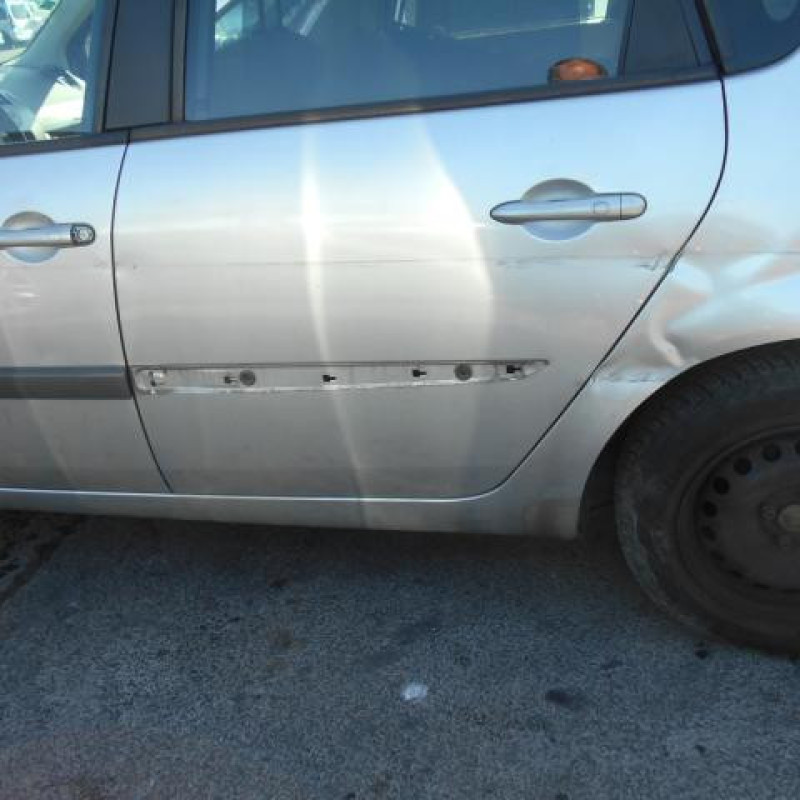 Vitre avant droit RENAULT SCENIC 2 Photo n°6