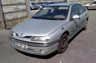 Boitier filtre a air RENAULT LAGUNA 1