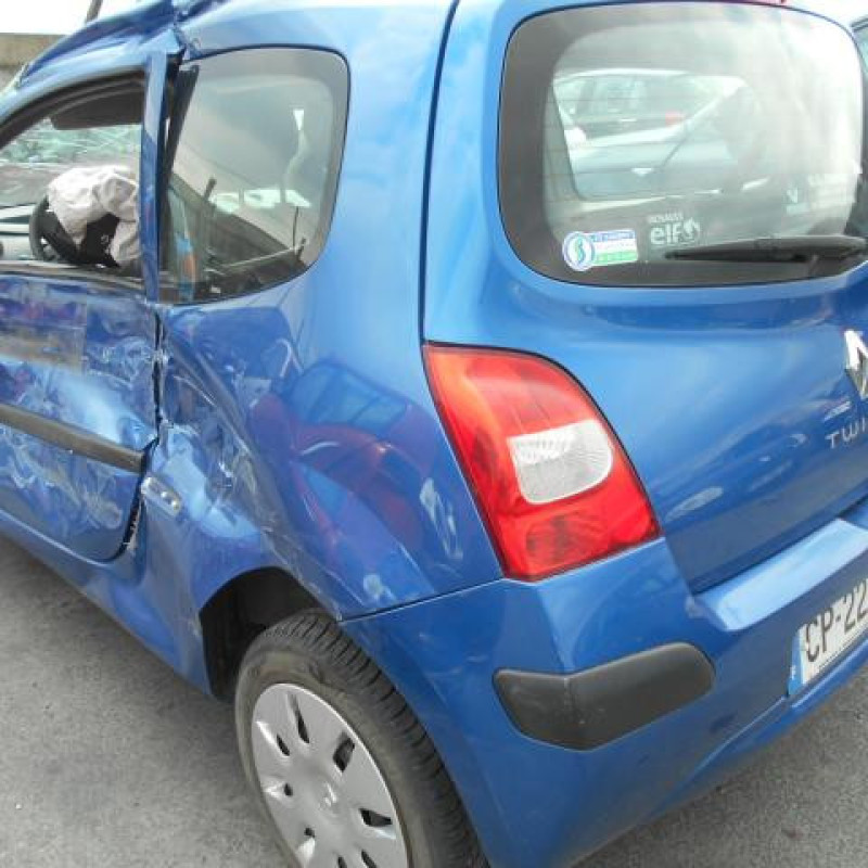 Maitre cylindre (freinage) RENAULT TWINGO 2 Photo n°6