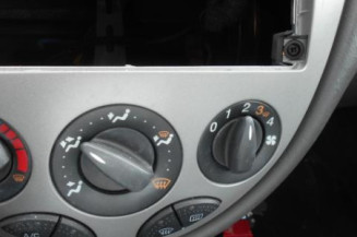 Commande autoradio FORD FOCUS 1