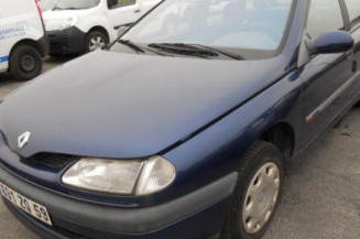 Optique avant secondaire droit (feux)(clignotant) RENAULT LAGUNA 1