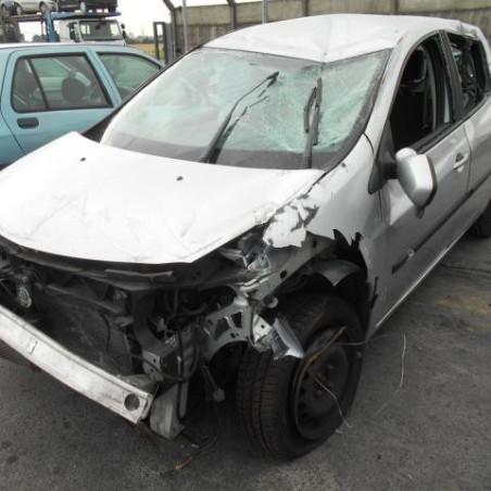 Maitre cylindre (freinage) RENAULT CLIO 3