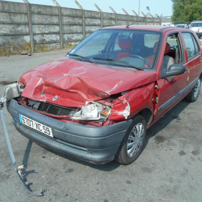 Maitre cylindre (freinage) RENAULT CLIO 1 Photo n°2